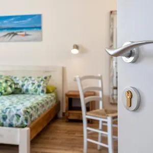 dery-alghero-holiday-rooms.hotelsalgherosardinia.com/